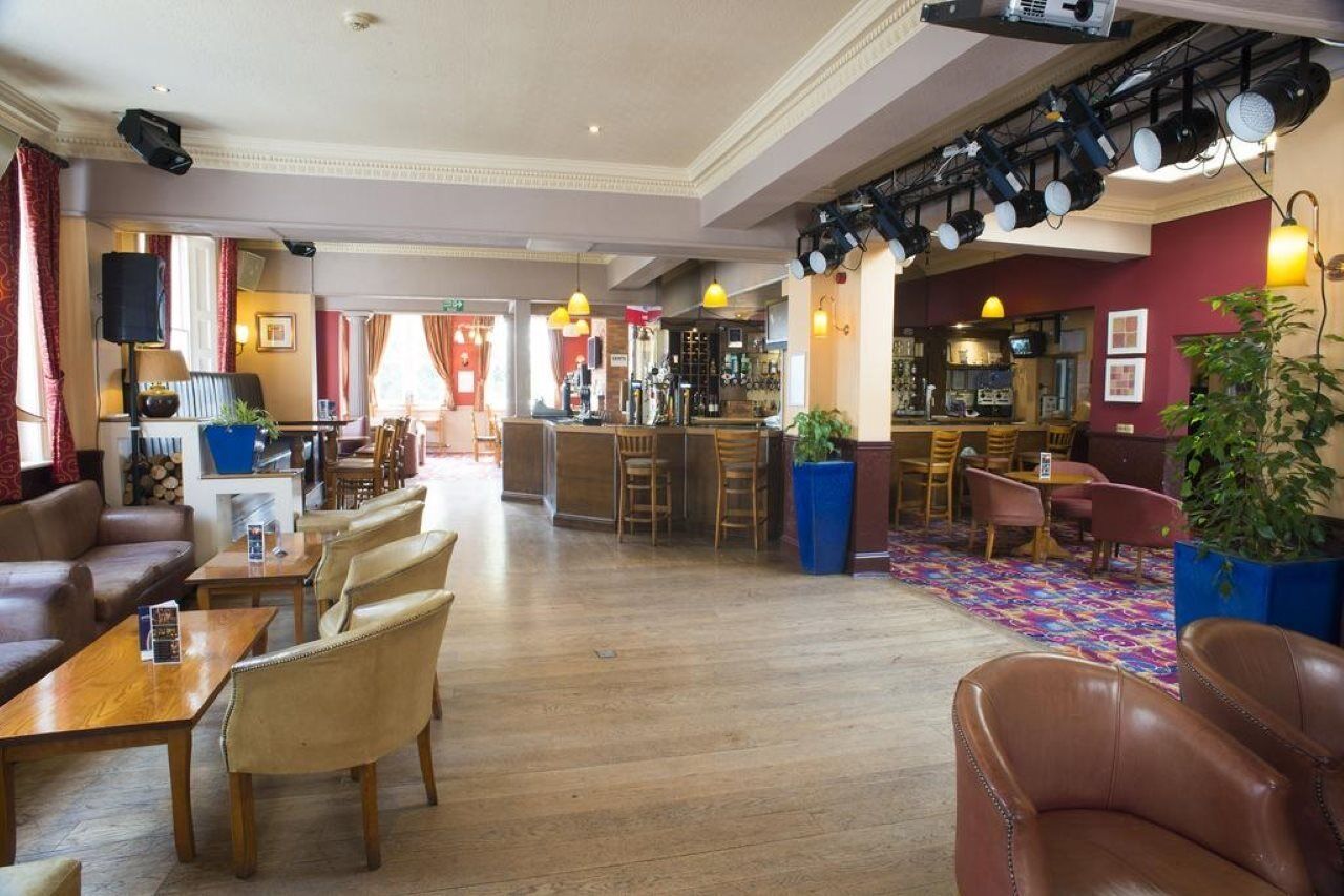 Station Inn 3*