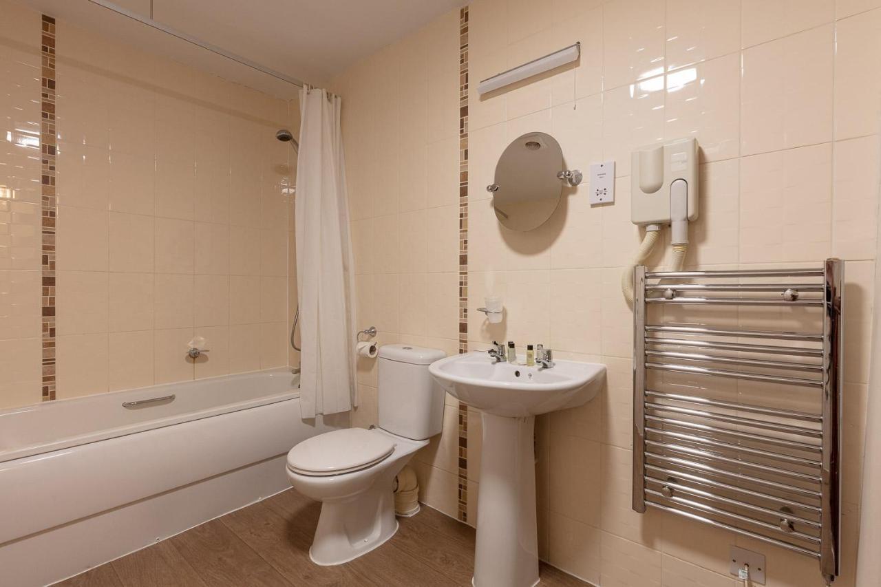 The New By Roomsbooked Hotel